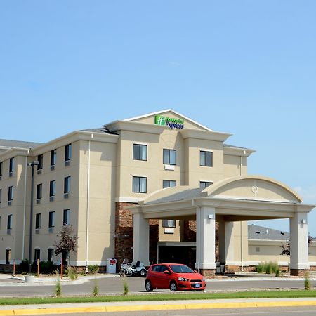 Holiday Inn Express & Suites Sidney By Ihg Eksteriør billede