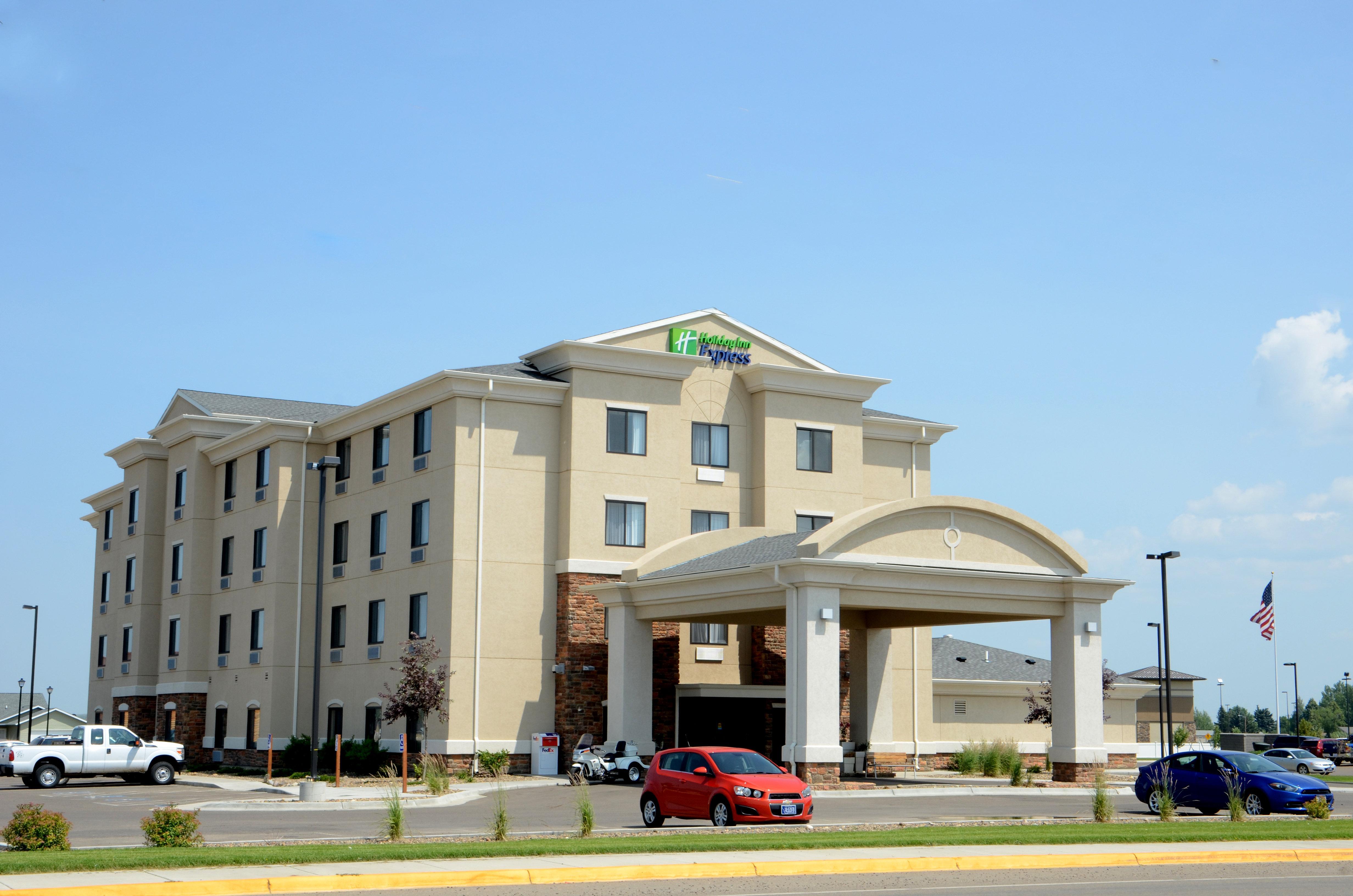 Holiday Inn Express & Suites Sidney By Ihg Eksteriør billede
